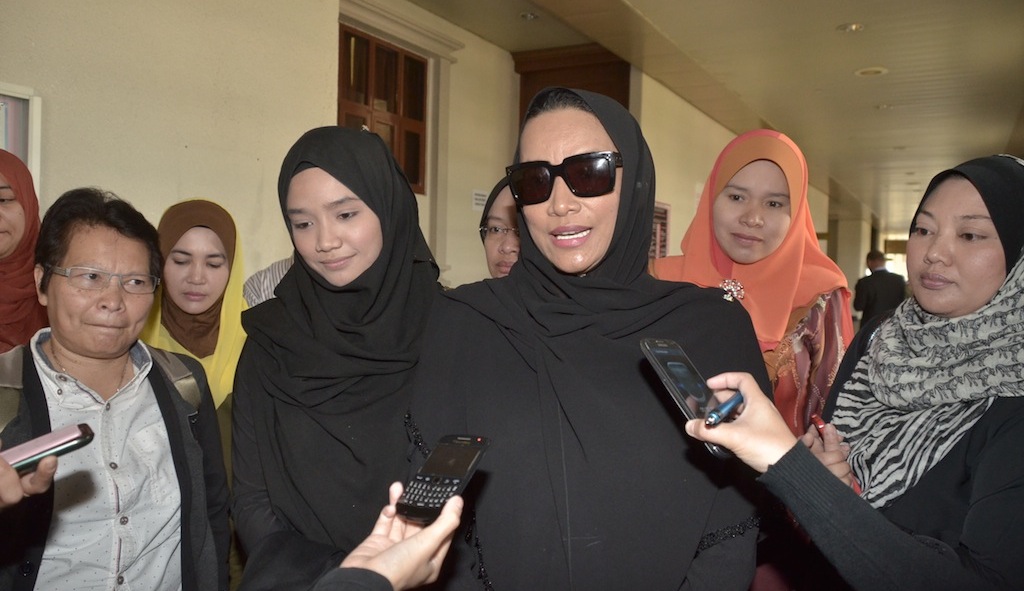 Isu Palsukan Sijil Nikah: Ummi Nazeera Dakwa Ibu Dianiaya