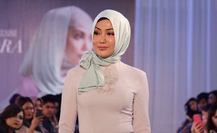 Erra Fazira Sudah Berhijrah u0026 Berhijab Penuh?