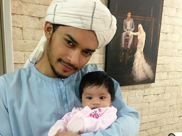  Gambar Comel Terbaru Anak Kedua Wawa Zainal 