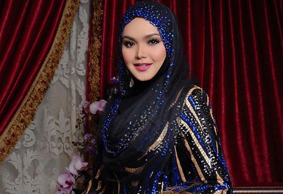 Kandungan Siti  Nurhaliza Kini Masuk Bulan  Kedua