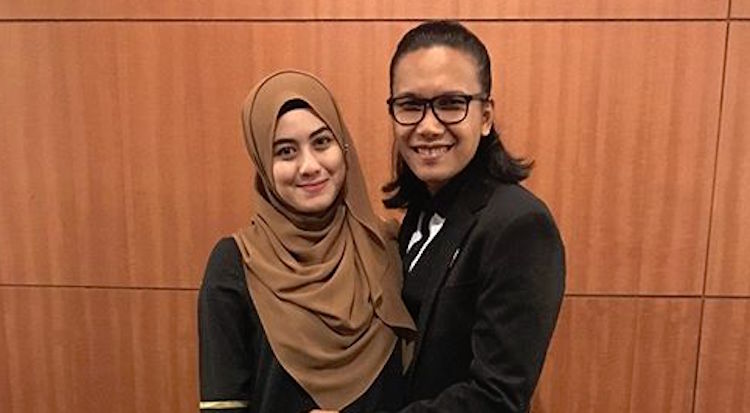 Leez Rosli, Aepul Selamat Timang Cahaya Mata Pertama