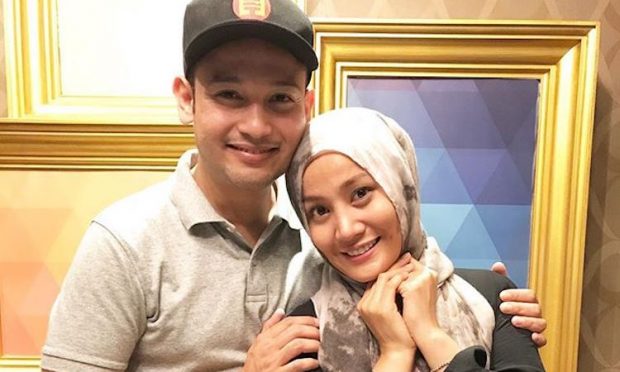 Yana Samsudin Terima Hadiah Kereta Dari Suami