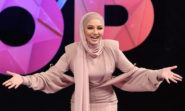 Neelofa digugurkan dari senarai Ikon Wanita negara? Ini jawapan pihak pengurusan