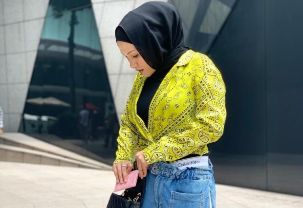 Sherry Ibrahim Tak Sengaja Tayang Seluar Dalam