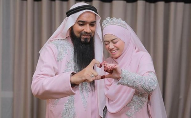 Rupanya Dah 17 Tahun Suami Heliza Helmi Bela Janggut