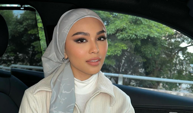 Bertudung Sejak Usia 15 Tahun, Sharifah Rose Tak Terfikir Kembali Free Hair