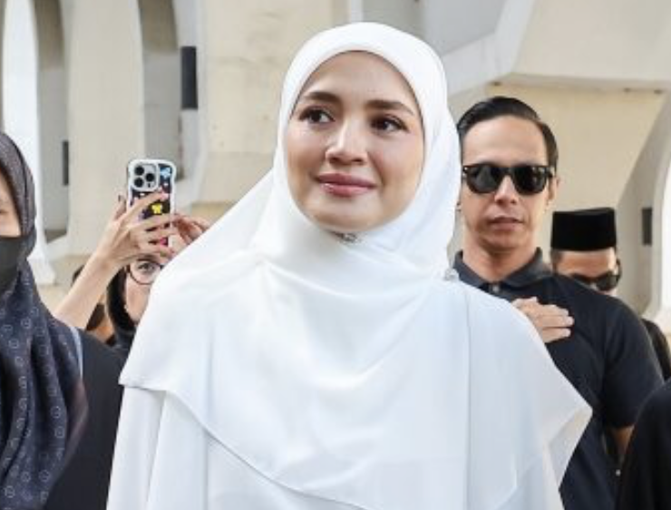 Fazura Menangis Hampir Setiap Malam