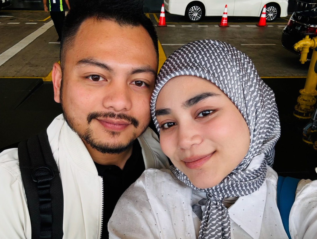 Uyaina Arshad, Suami Sambung Belajar Di Universiti Oxford