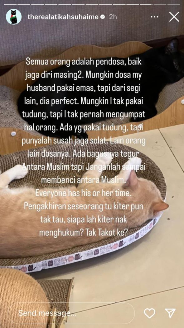 “Mungkin Dosa Suami Saya Pakai Rantai Emas, Tapi Dia Sempurna” 7