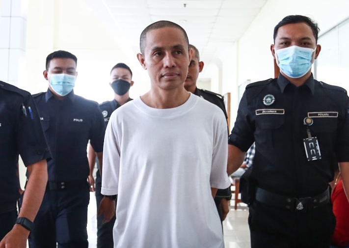 PU Azman Dipenjara 7 Tahun, 2 Sebatan