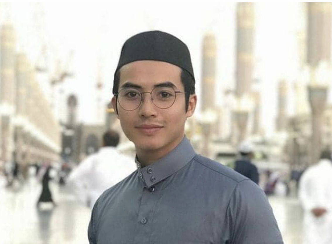 Zoey Teruja Tunai Umrah Kali Ke-10, Mahu Doa Cepat Dapat Jodoh