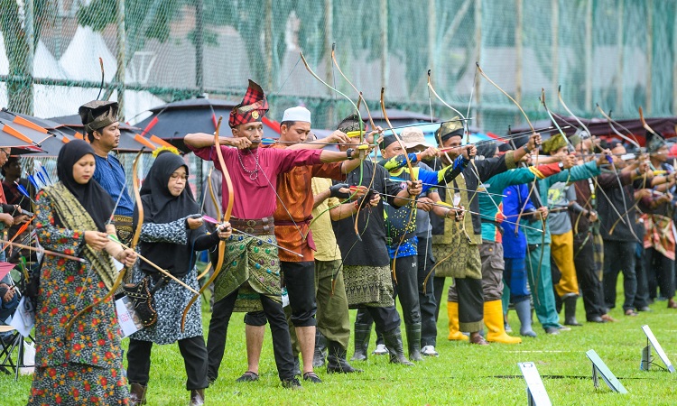 Tarik, Lepas, Bullseye! Kenapa Memanah Itu Cool Gila?