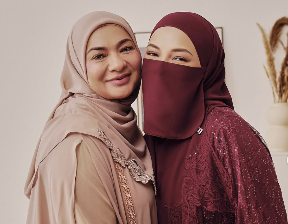 Ibu Titip Doa Neelofa Jadi Pendakwah Tersohor Di Seluruh Pelusuk Dunia